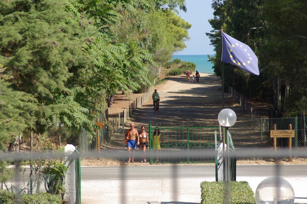 Villaggio Camping Uria Foce Varano Kültér fotó